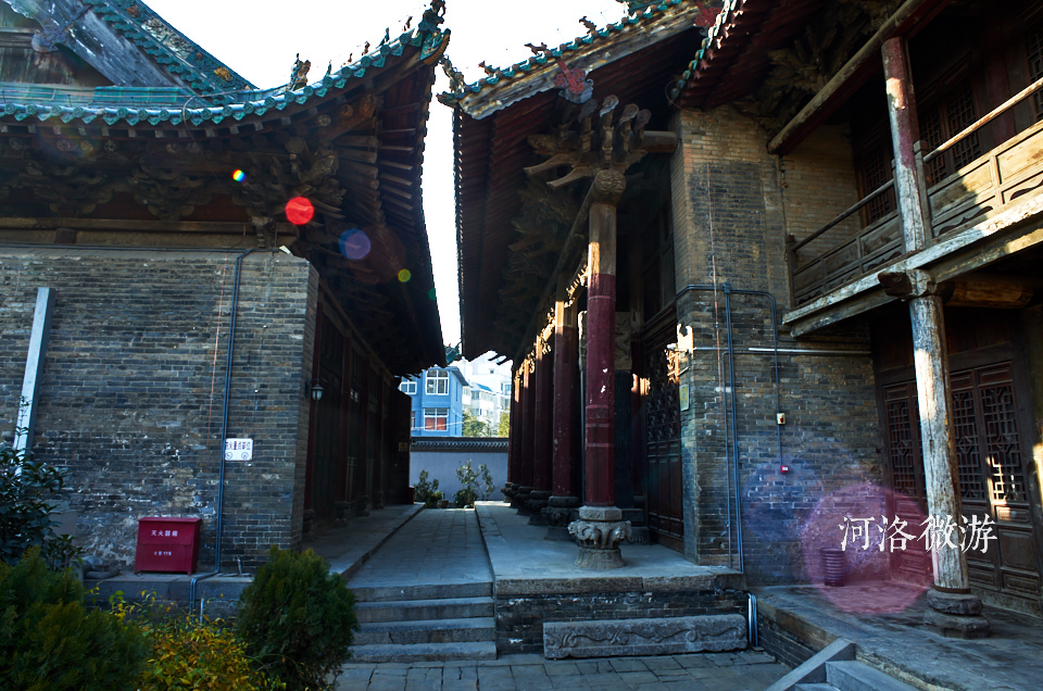 全是真迹！三雕精妙鲜有匹敌，琉璃照壁举国可数，如今承载更多