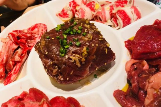 国际庄15家特色网红打卡聚餐圣地!你离美食不足100米的距离