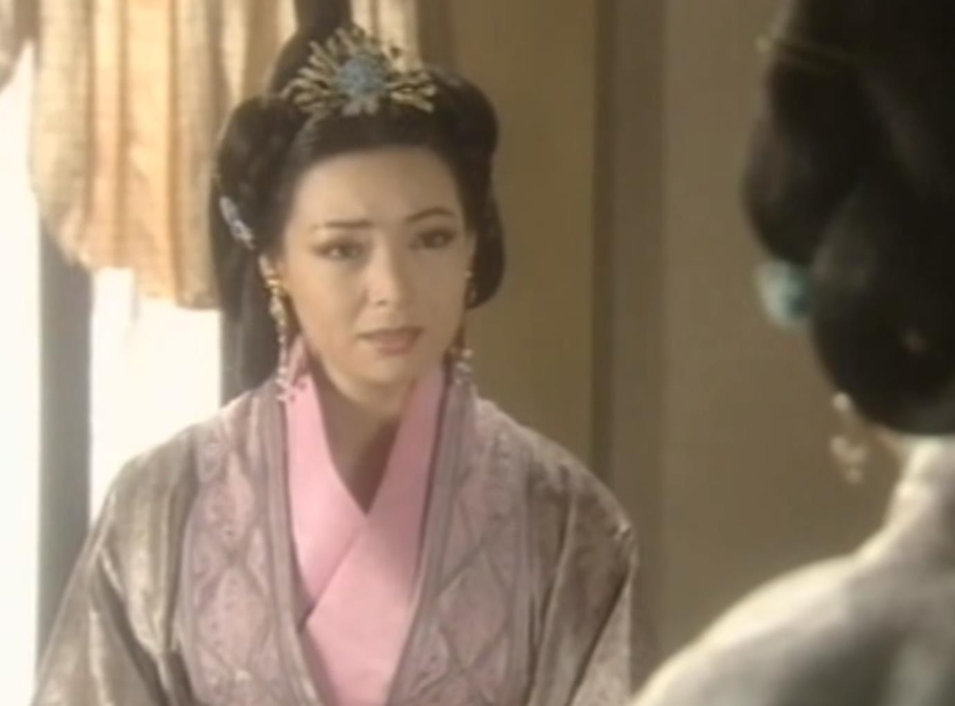 给皇上戴绿帽却被原谅？《汉宫飞燕》让我看透了人性的悲凉