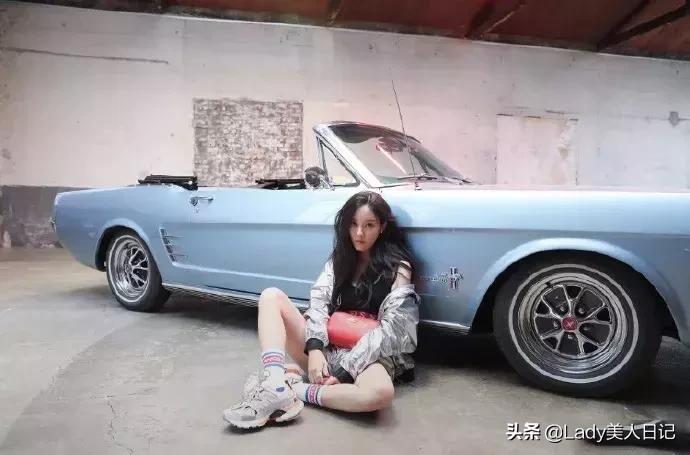 朴孝敏黑色连衣裙最新写真,朴孝敏美颜照片