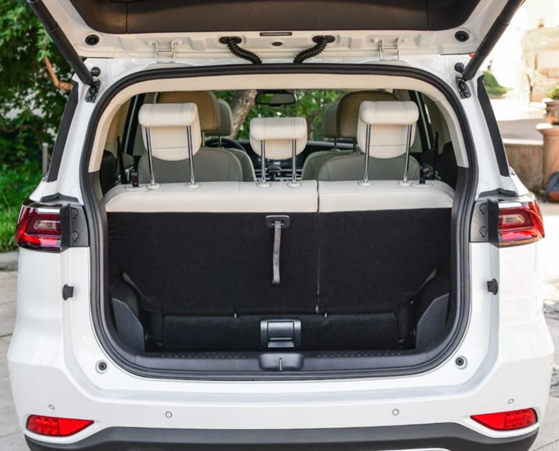 空间不输奥德赛,空间媲美mpv的suv