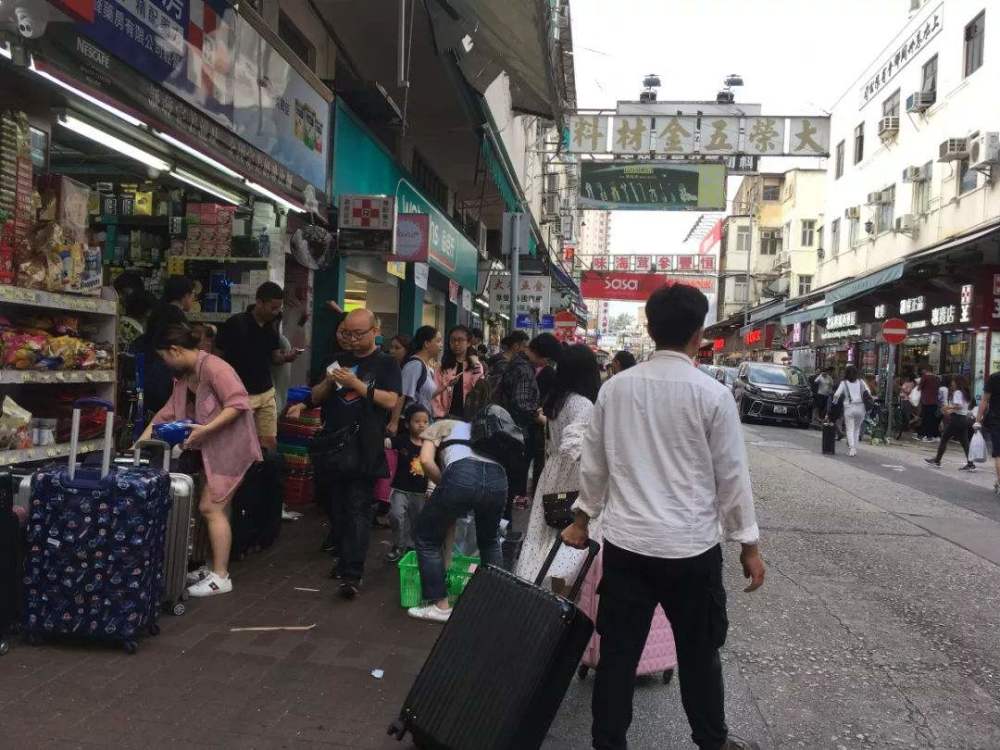 国外代购月入十万,个人海外代购好做吗