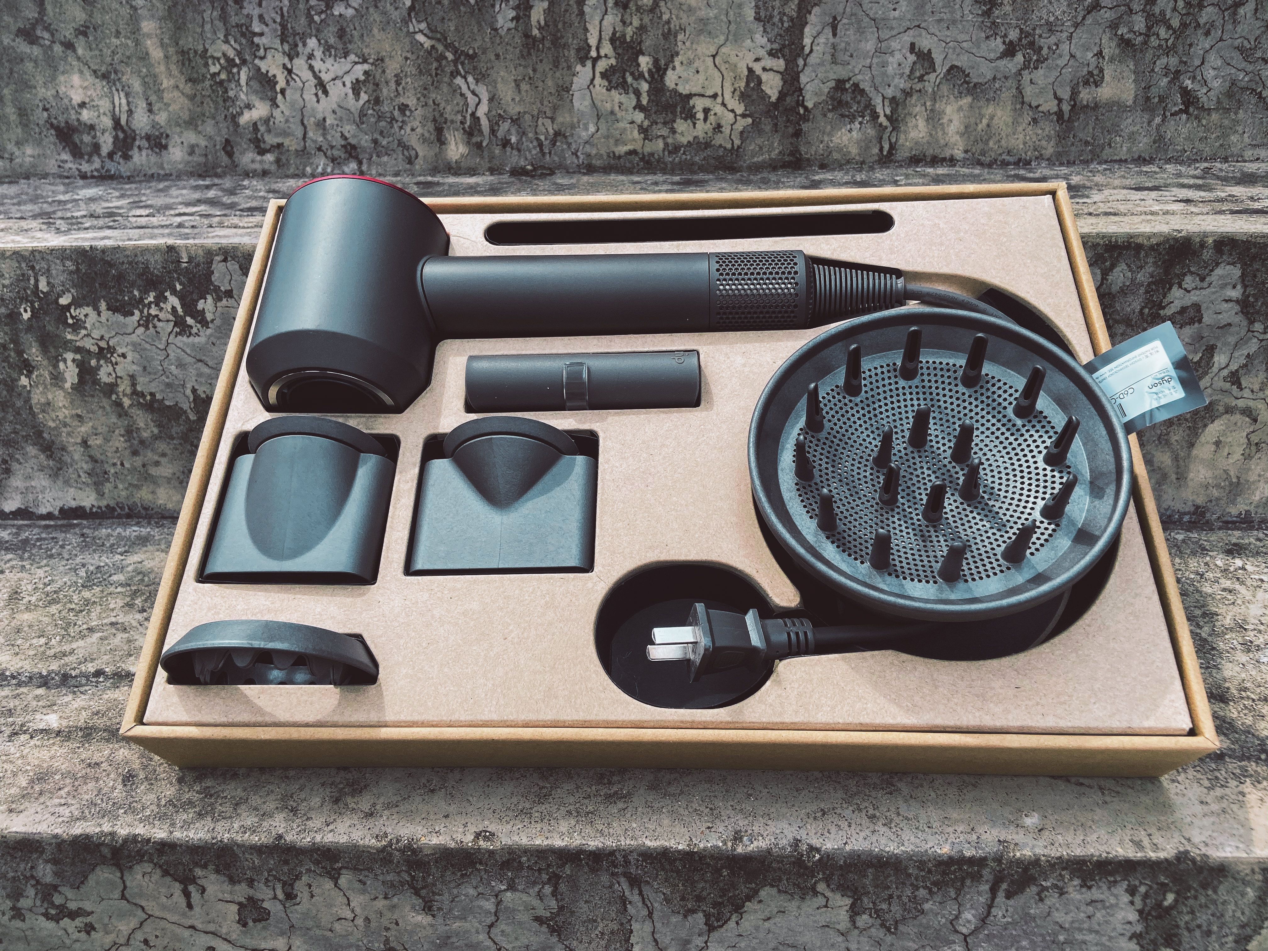 拼多多买戴森吹风机,拼多多9.9秒杀戴森吹风机