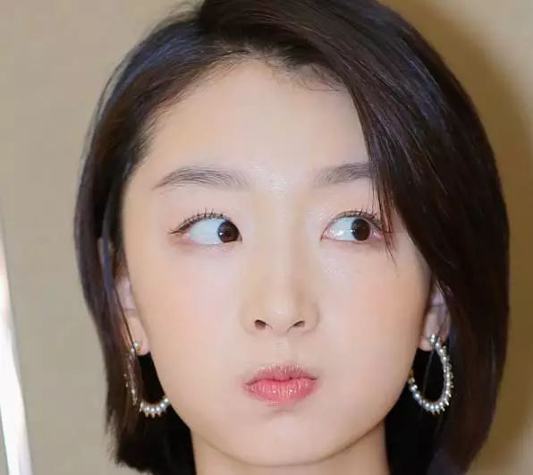 全新“微闪妆”,美得让人离不开眼睛