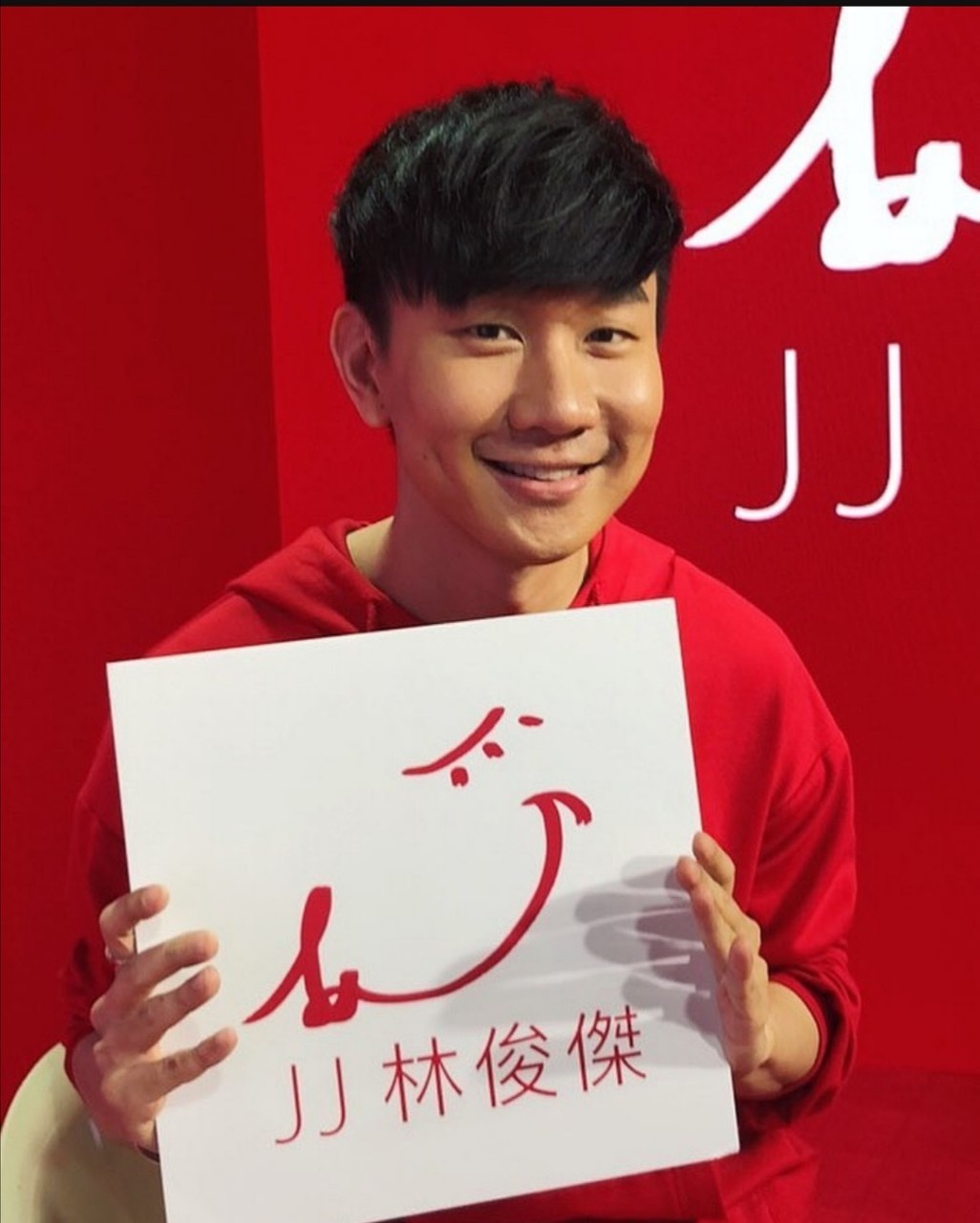 公职人员怎样发朋友圈,公职人员上班能不能发朋友圈