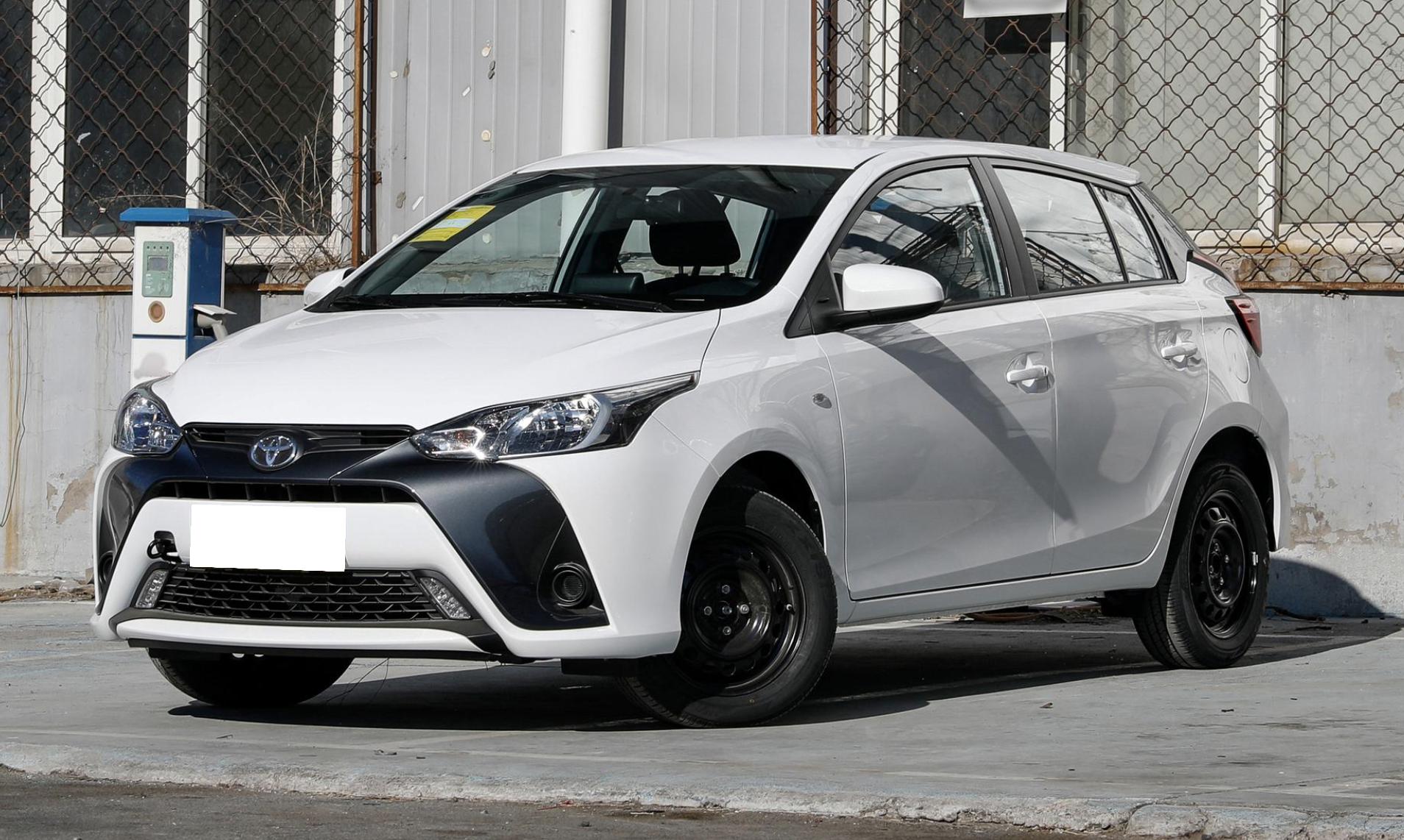 最新款飞度两厢车,最新款飞度两厢