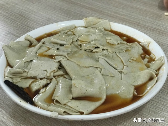 街边小摊吃炒面,附近美食套餐牛肉板面