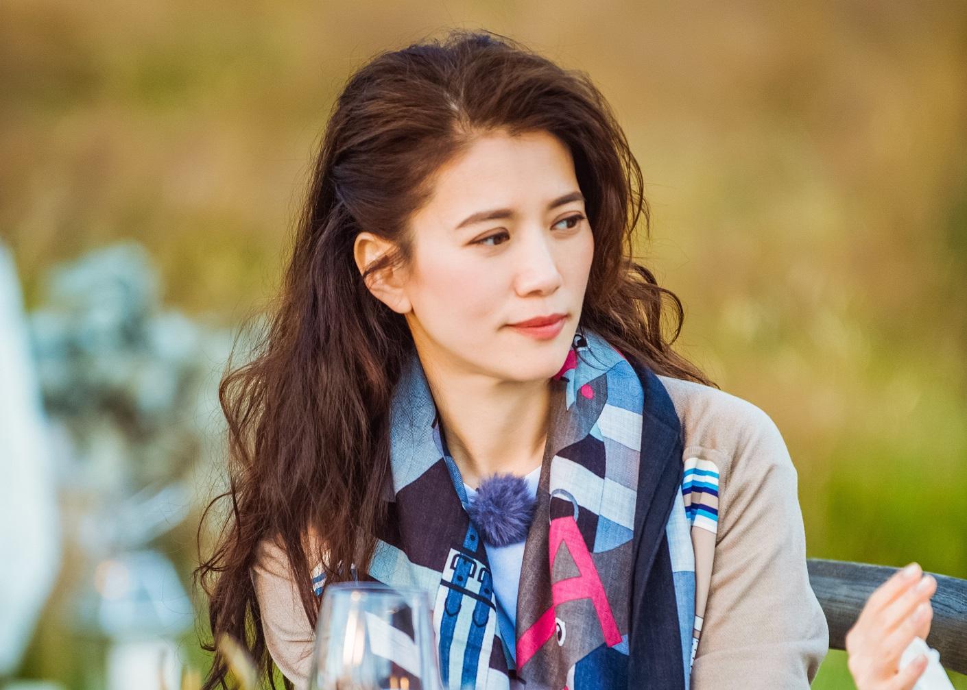 49岁袁咏仪用什么护肤品好用,袁咏仪48岁保养