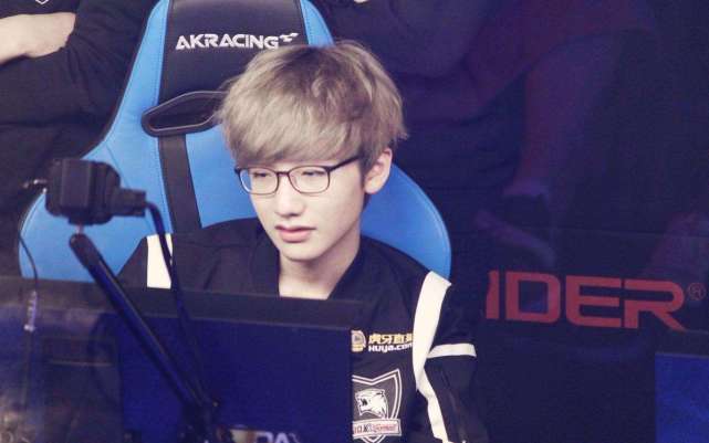 lgd花生夺冠视频,lgd打野盲僧2017