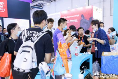 健合集团旗下宠物品牌,健合集团高端奶粉