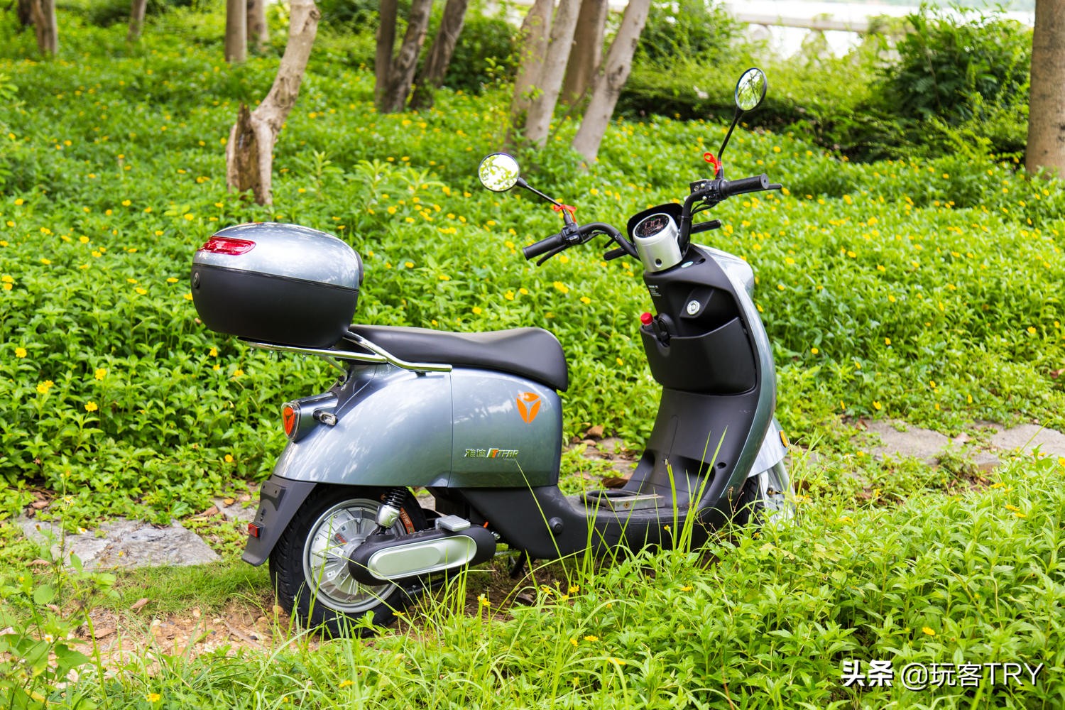 雅迪dm6真实价格,测评一辆1万多的雅迪电动车