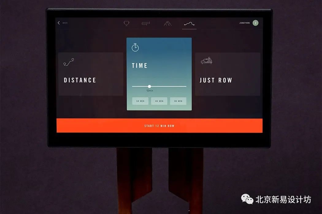 人性化多元化和实用性的健身器材,高科技有未来设计感的健身器材