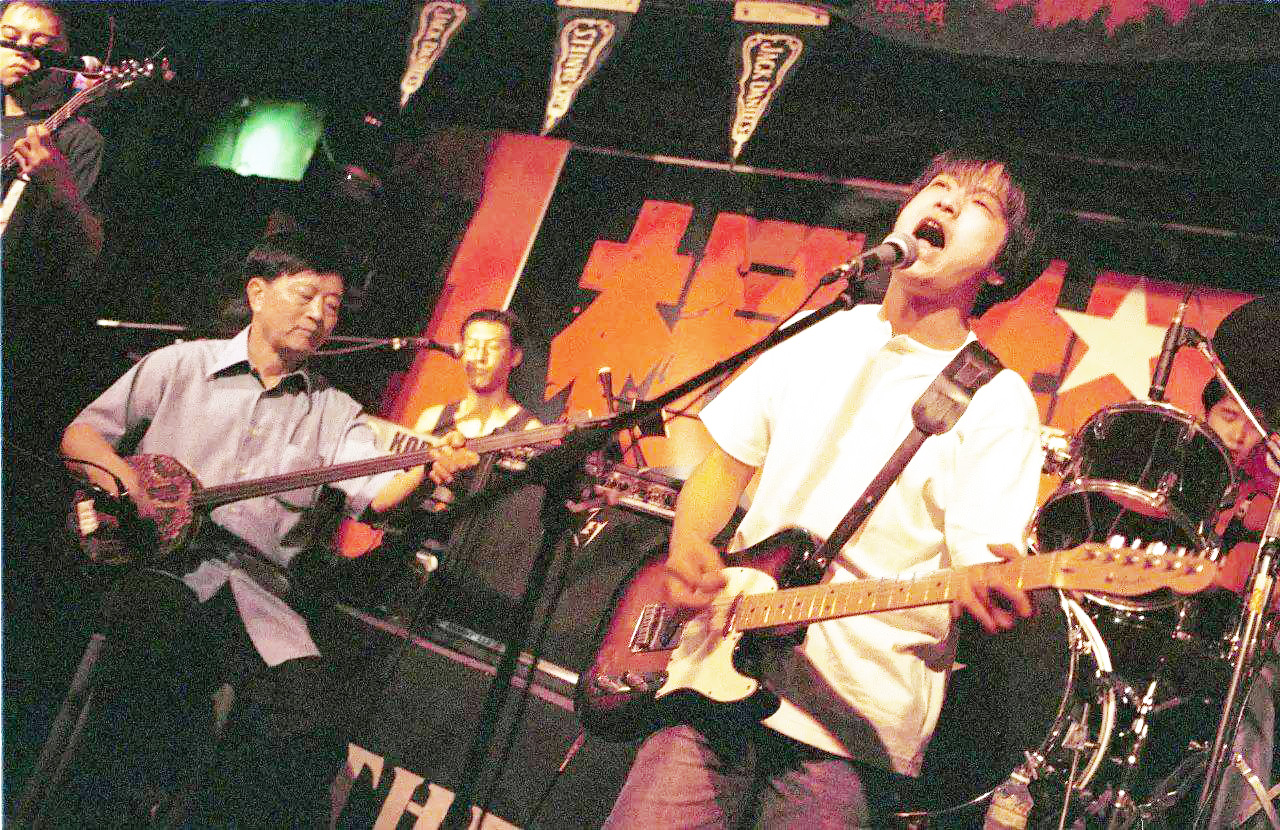 中国摇滚代表人物何勇,当初的歌手何勇现在什么情况