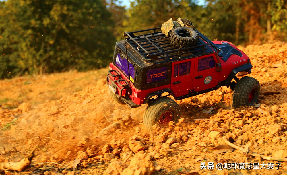 给老婆设计的车,适合男女的越野车