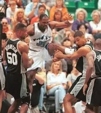 nba历史各个领域最强的球员邓肯,邓肯和乔丹最后一战视频