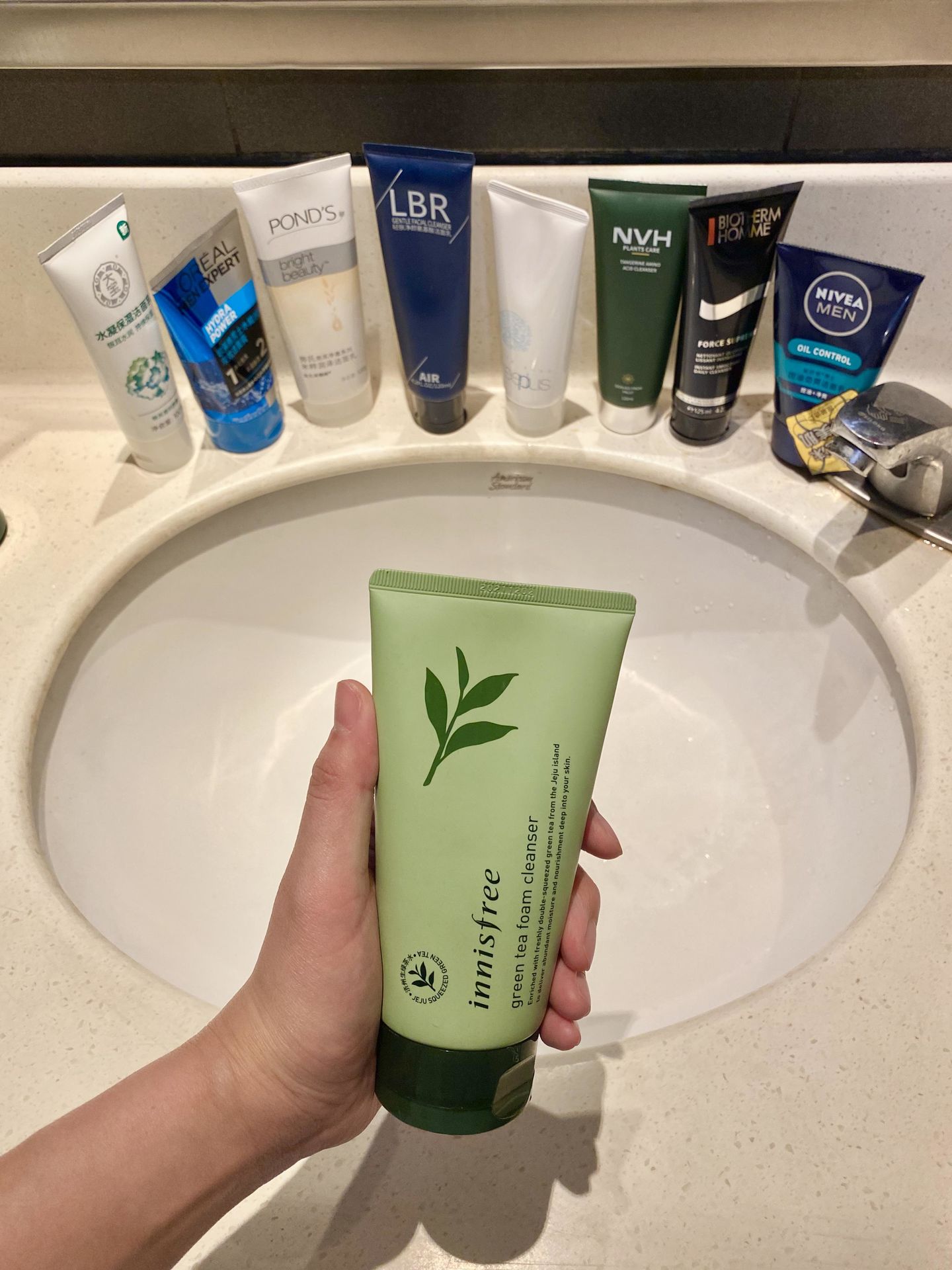 科颜氏男士活力啫喱洗面奶测评,科颜氏洗面奶啫喱测评蓝瓶