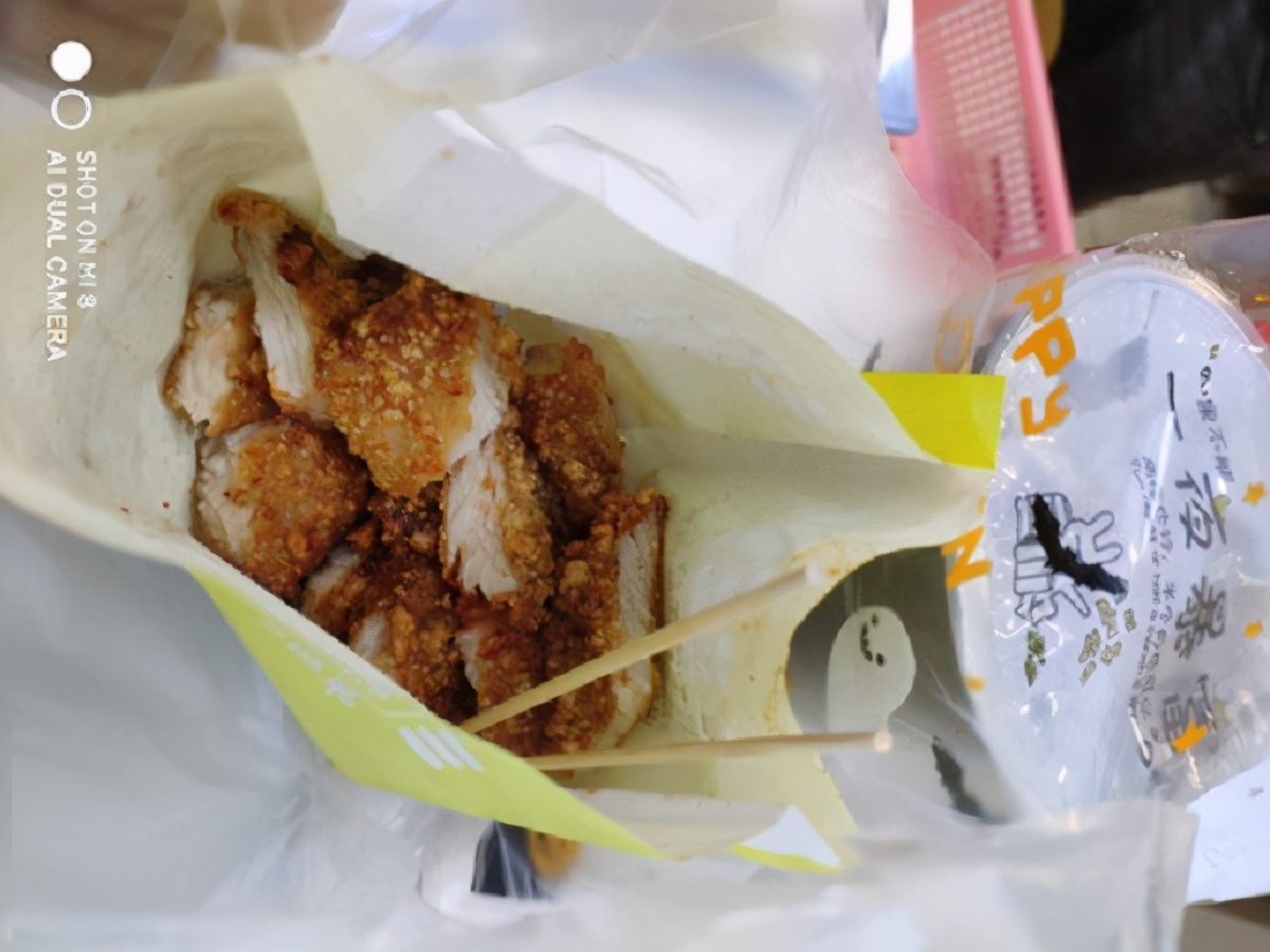 昆山金鹰附近美食小吃街,昆山嘉联益附近小吃街