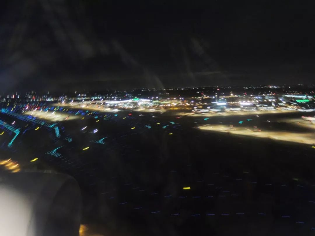 飞机去晚了赶不上怎么办,第一班飞机晚点赶不上转机怎么办