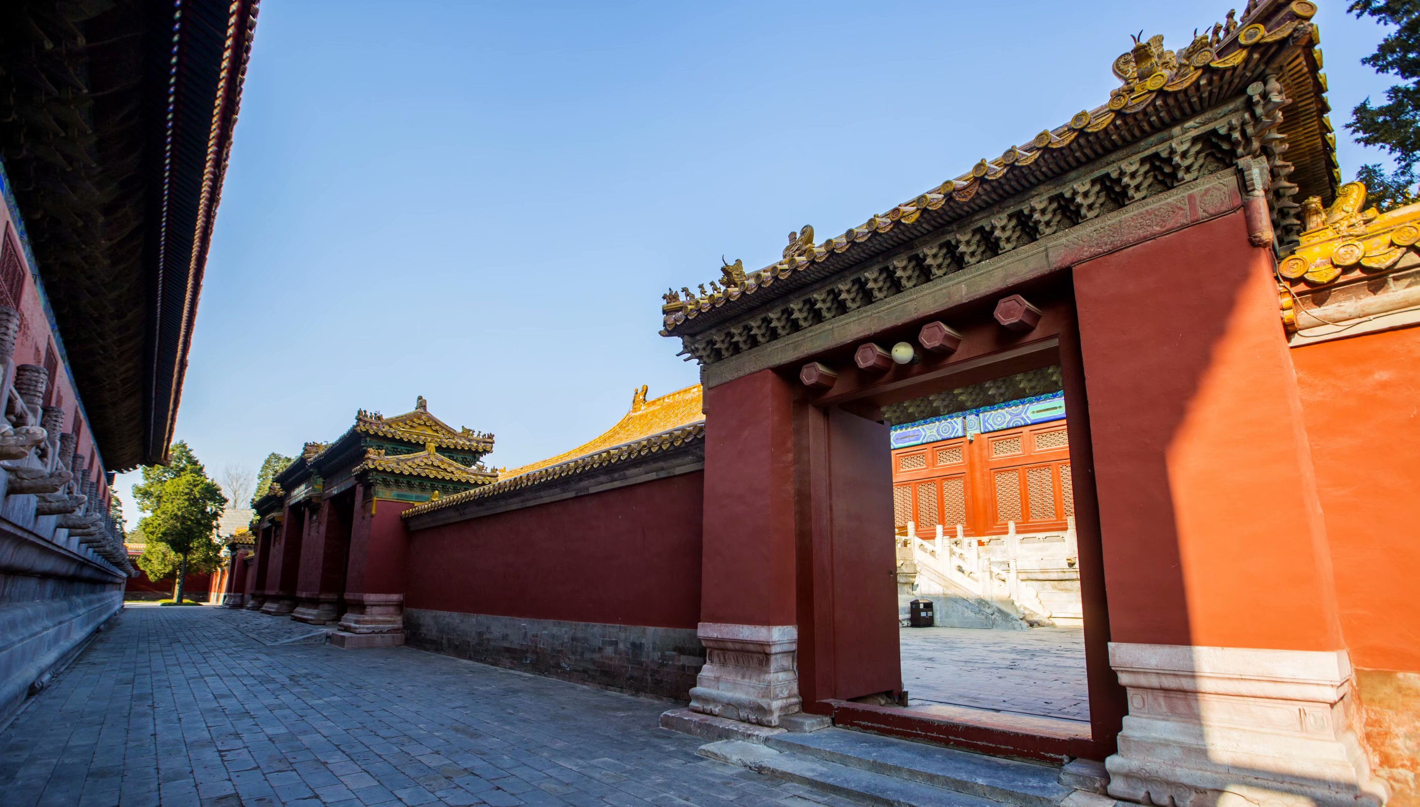 太庙，位于北京市东城区东长安街*安门天**东侧，始建于明永乐十八年