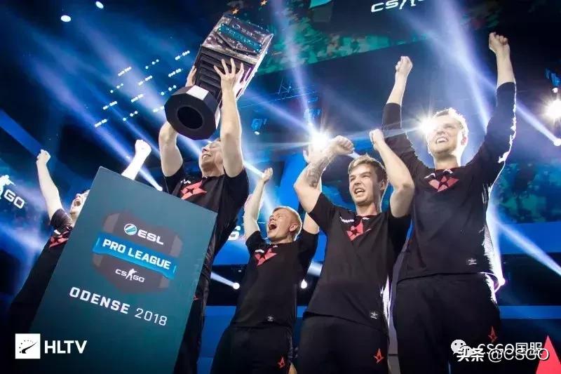 「职业视角」EPLS8中Astralis在小镇的进攻与残局