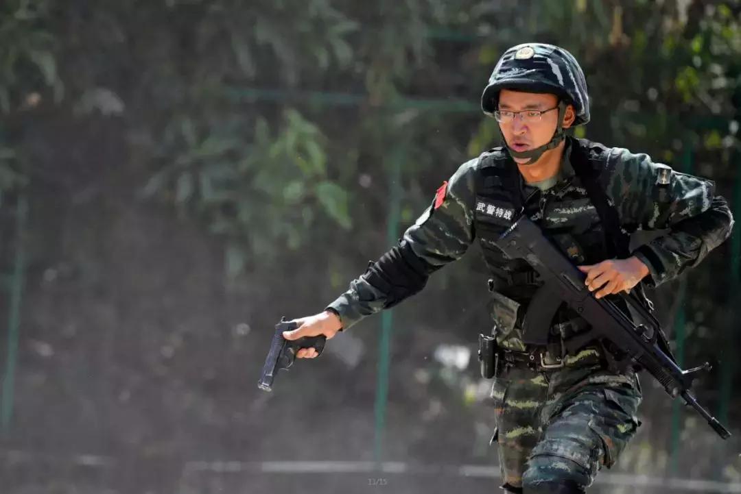 特战“神算子”公开“隐藏技能包”！大写的服……