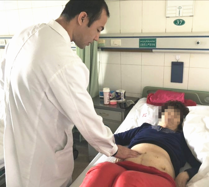 结肠恶性肿瘤去哪个医院最合适,结肠肿瘤巨大如何处理