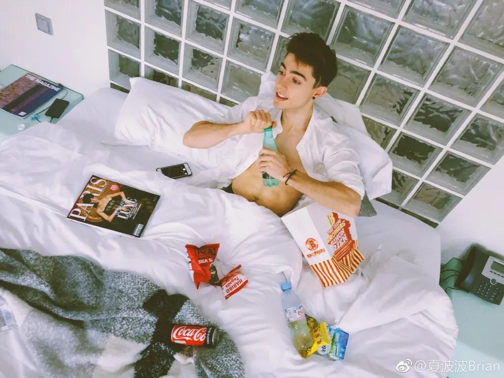 中国人民大学最帅留学生!一开口东北话十级:哎呀妈呀,老帅了