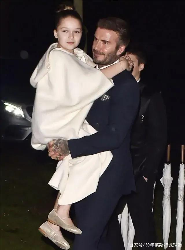 贝克汉姆女儿小七壁纸,贝克汉姆的女儿小七喜欢的球星