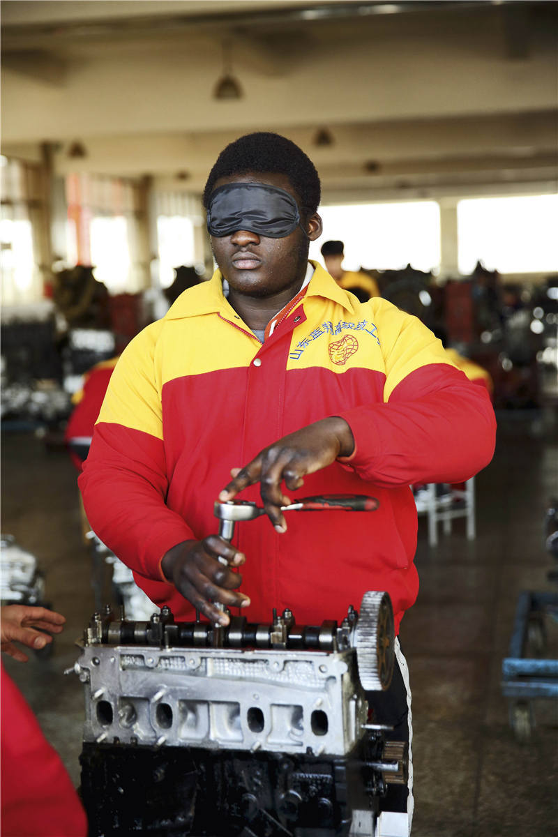 蓝翔毕业有前途吗,蓝翔毕业生现状