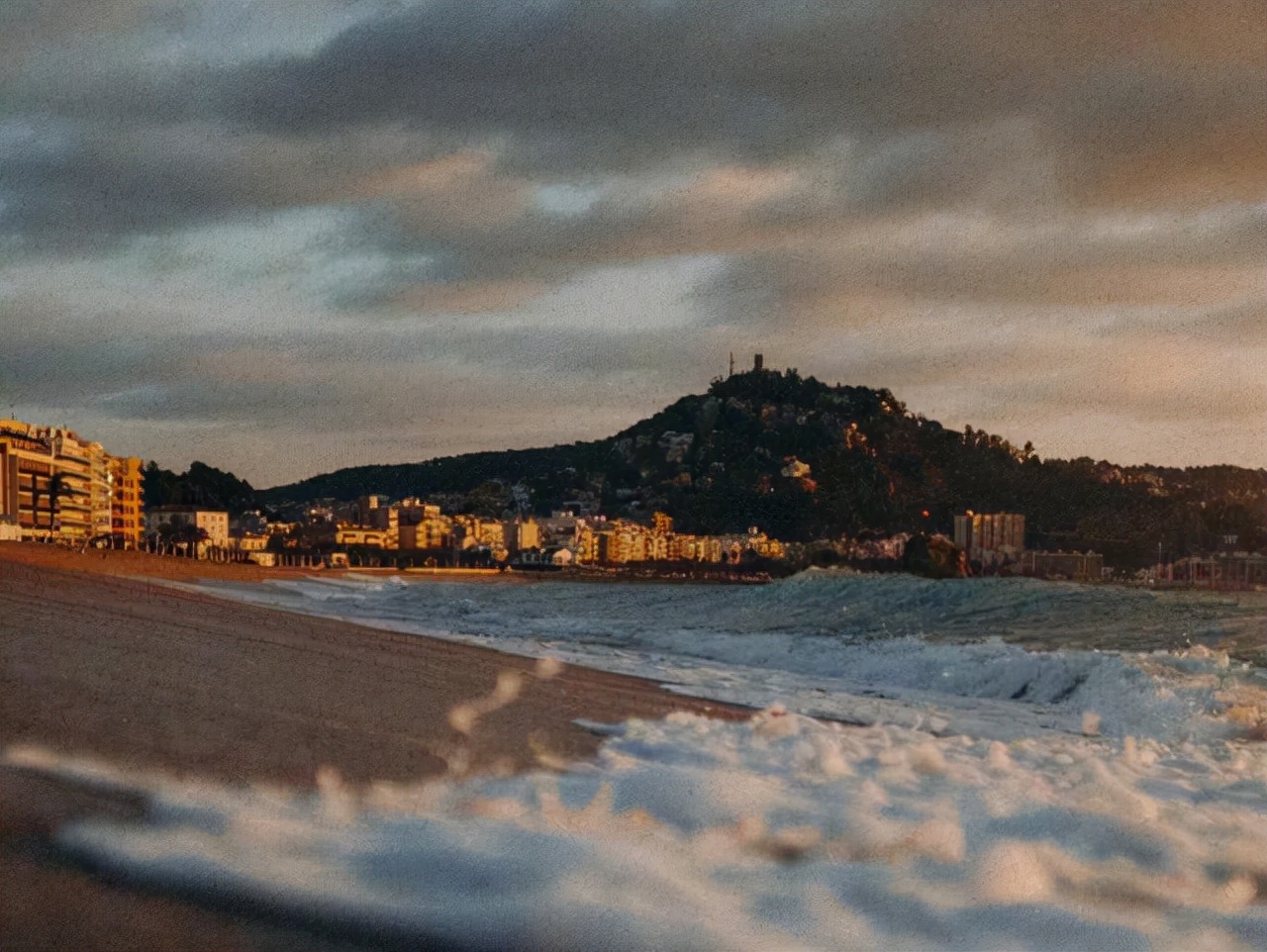 心理学自私自利的人,一个极度自私的人的心理是怎样的