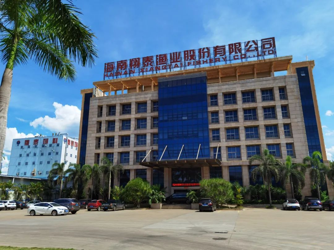 仅靠“两条鱼”，这位潮商白手起家缔造出二十亿年产值的渔业王国