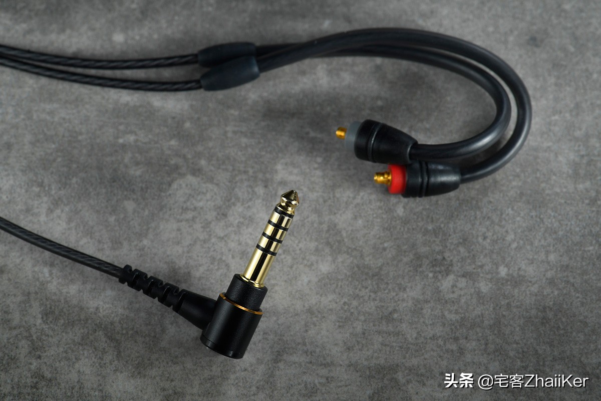 索尼黑砖配什么耳机最佳,索尼颈挂式耳机十佳评测