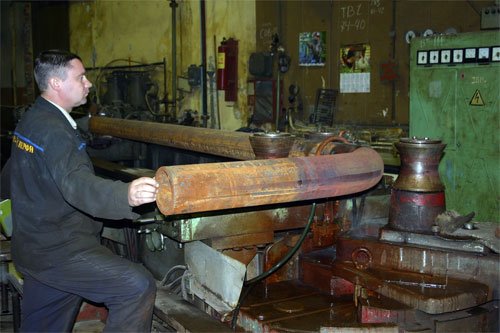 孵化*力暴**大杀器的摇篮-探密俄罗斯造船厂