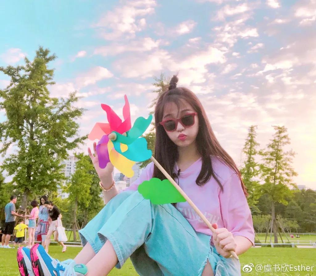 copy了杨超越的衣橱，这个夏天我最甜