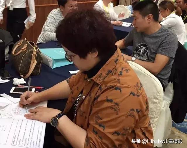 影楼靠什么盈利,加盟影楼多少钱