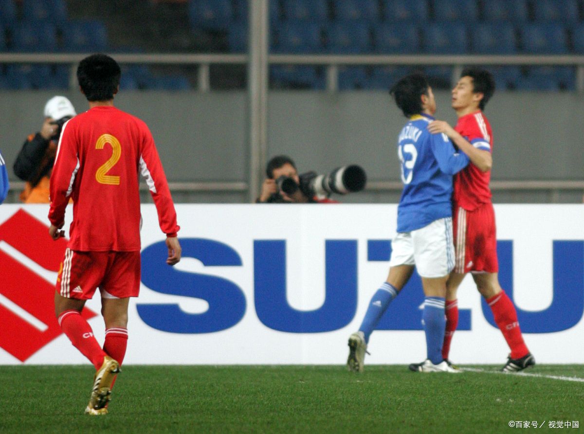 范志毅跟毛剑卿踢球,范志毅毛剑卿亚洲杯