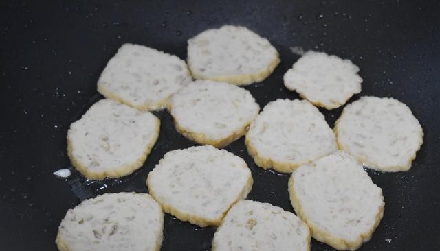 鸡蛋炒宽米粉最好吃的做法视频,砂锅牛肉米粉家常做法