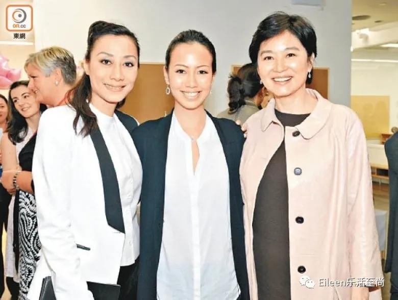 豪门乖女不婚生子，四婚亲妈帅过女神继母，港岛名媛都这么酷吗？