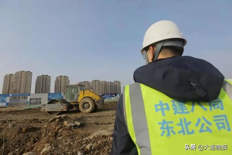 大连第二座专业足球场,大连最好的高尔夫球场