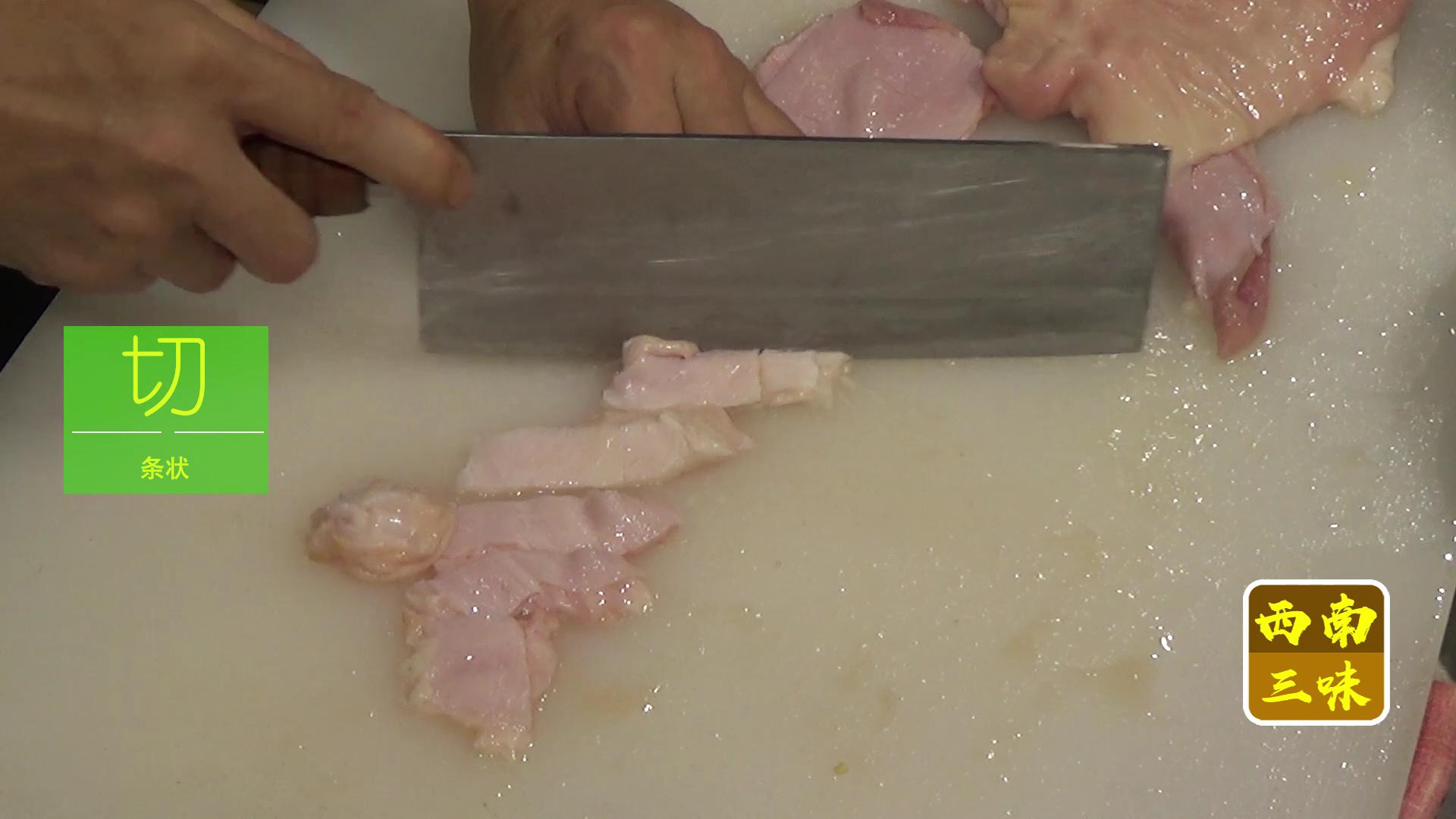 猪肚一炒就硬?不用焯水了!要这么做,猪肚才会又脆又嫩