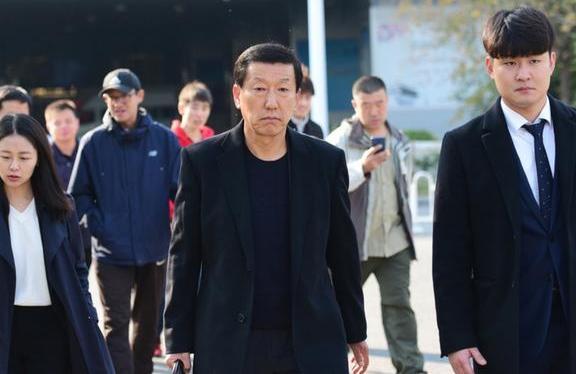 一方主帅崔康熙,崔康熙红牌山东泰山败给横滨水手