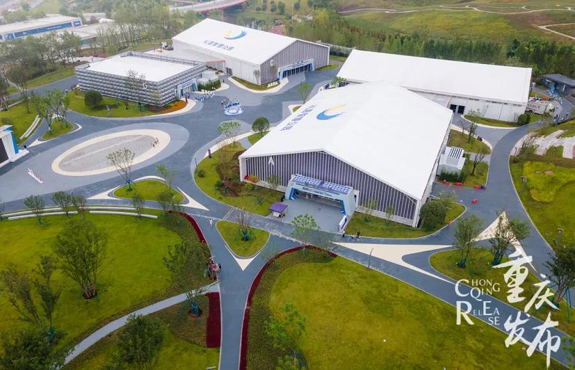 轨道游重庆,跟着轻轨游重庆