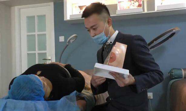 男性通乳师有多痛苦,催乳师弊端