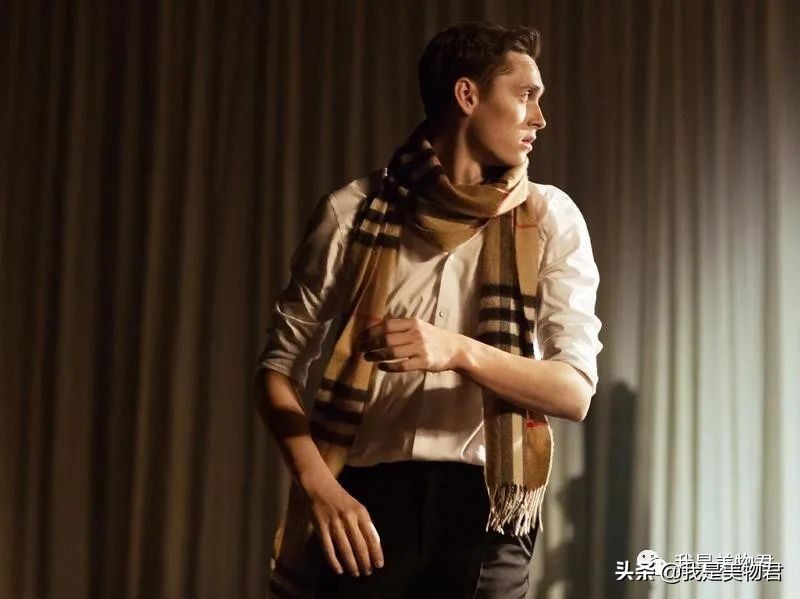 巴宝莉潮流服装,巴宝莉引领欧洲x型服装廓形潮流