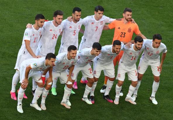 欧洲杯乌龙名场面,欧洲杯目前几个乌龙球了