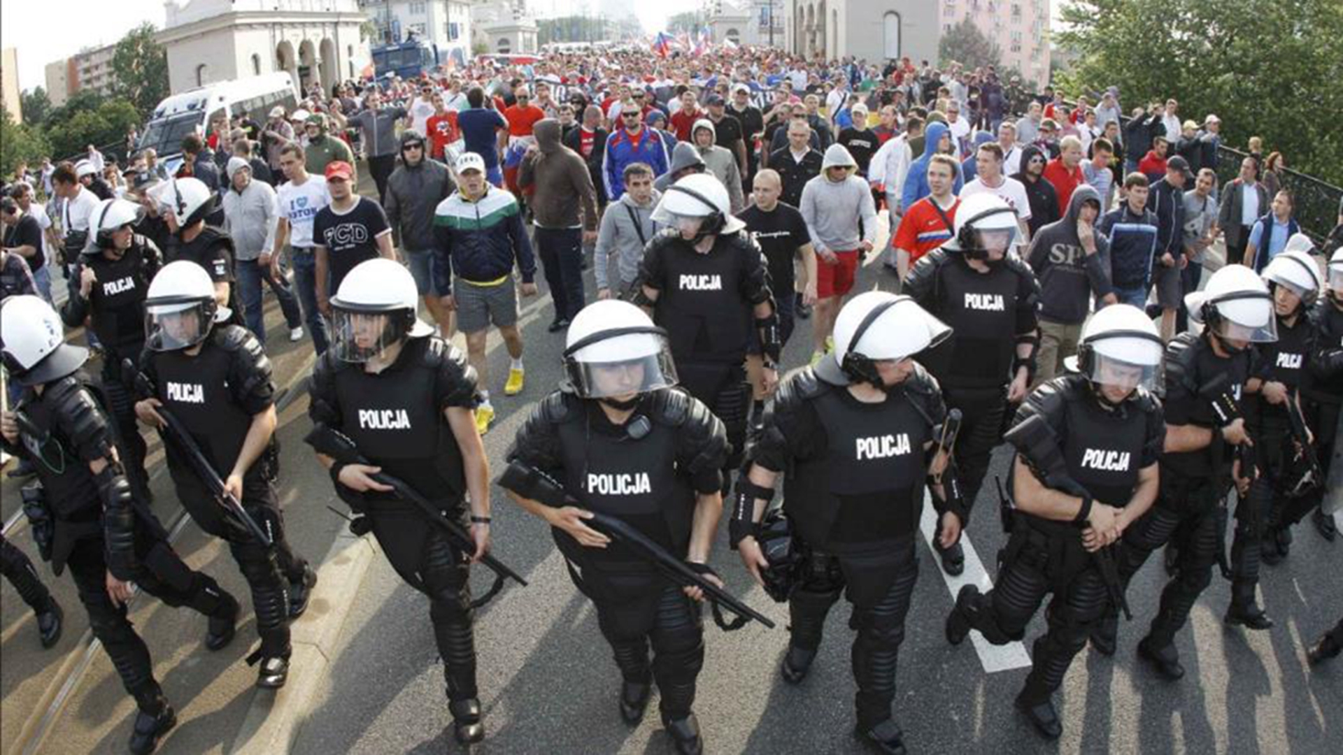 俄罗斯足球大战视频,俄罗斯足球打群架