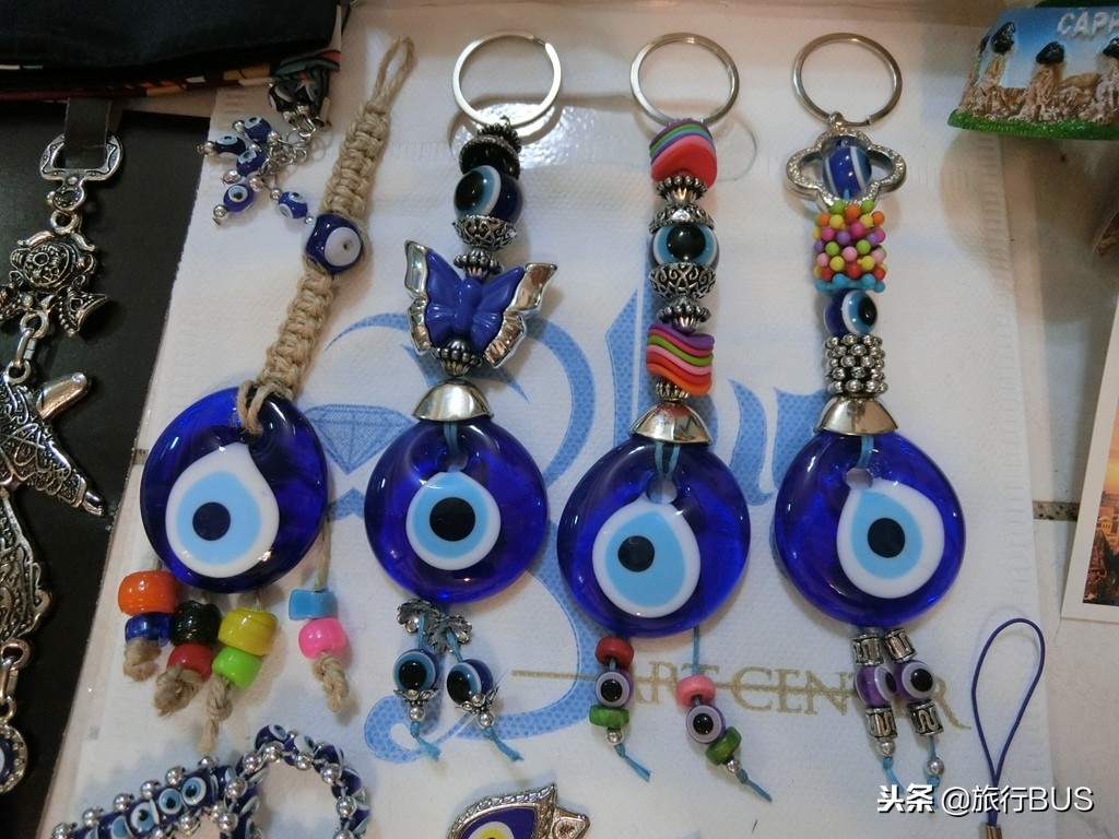 「土耳其」必买伴手礼（蓝眼睛、玫瑰精油、香料等……