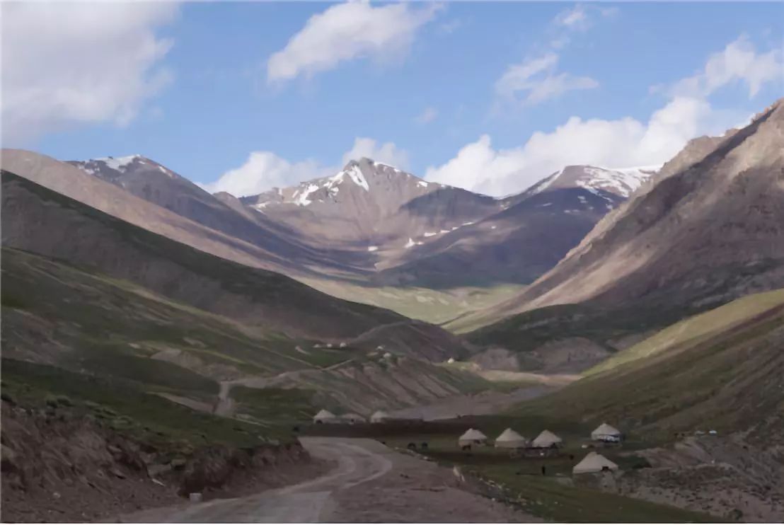 *疆新**阿合奇县：相守4000年的约定，委屈了自己，也不能饿着鹰