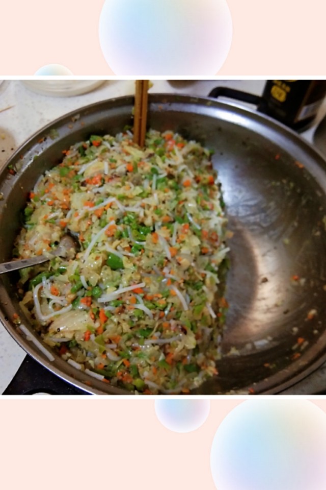 家常素馅大菜包,馅出水馅松散不好包怎么办,只需一招就能解决