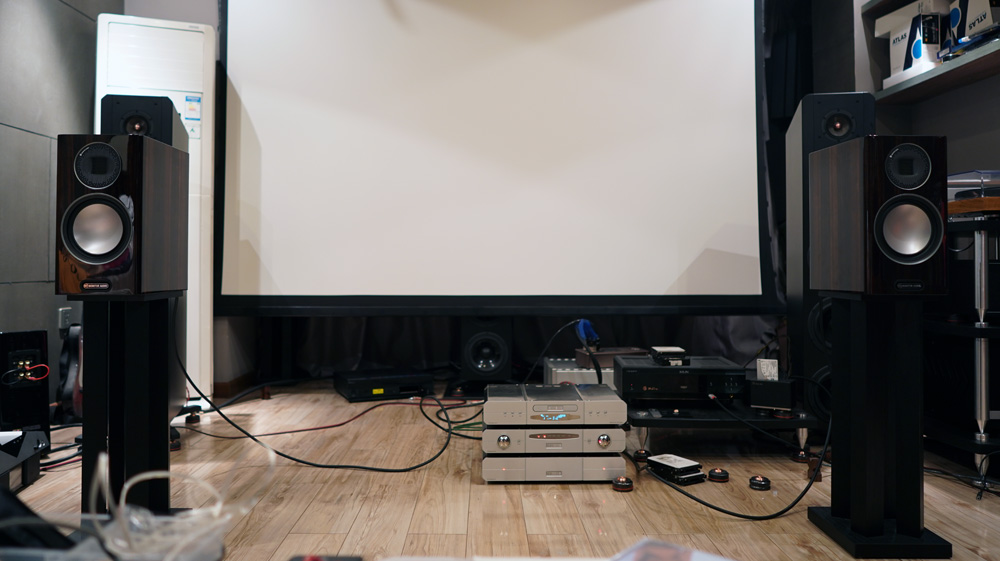 猛牌Gold100书架箱搭配乐圣里海三件套组Hi-Fi是什么感觉?